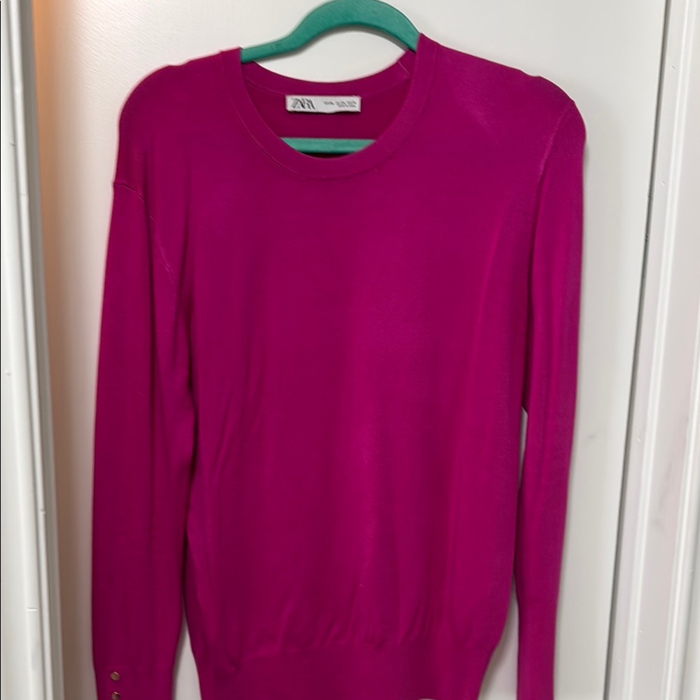Zara Women's Fuchsia Sweater